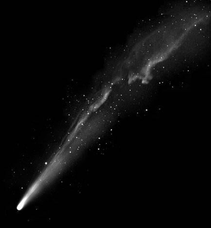 Imaging Comets